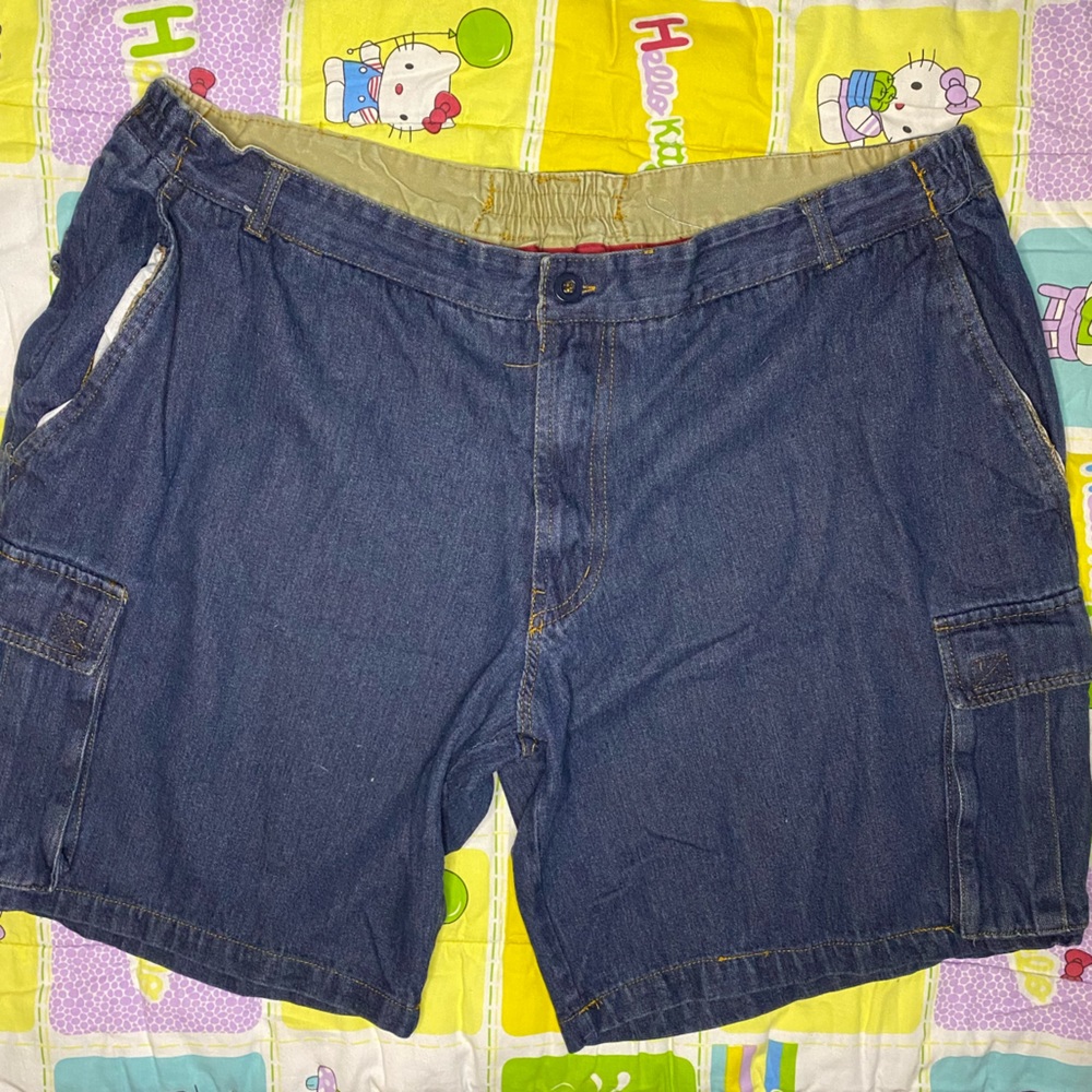 the perfect baggy cargo jort!